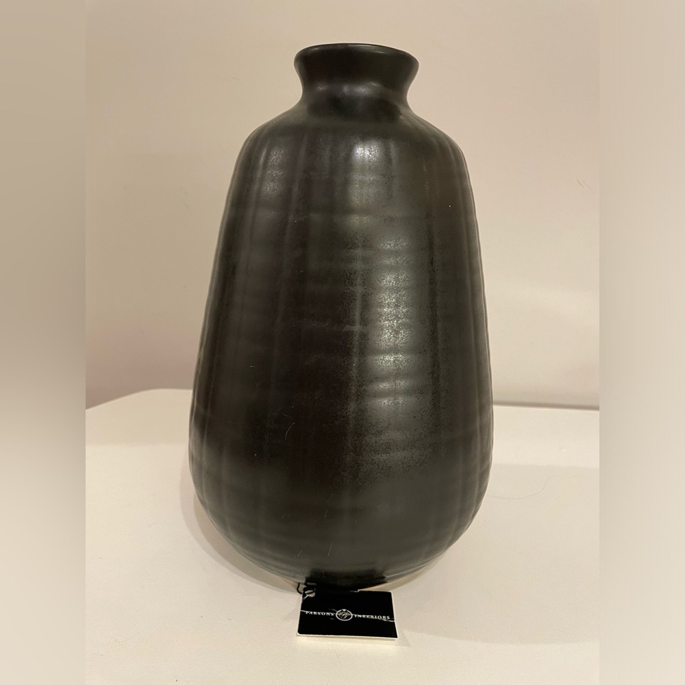 Modern black textured ceramic vase NWT